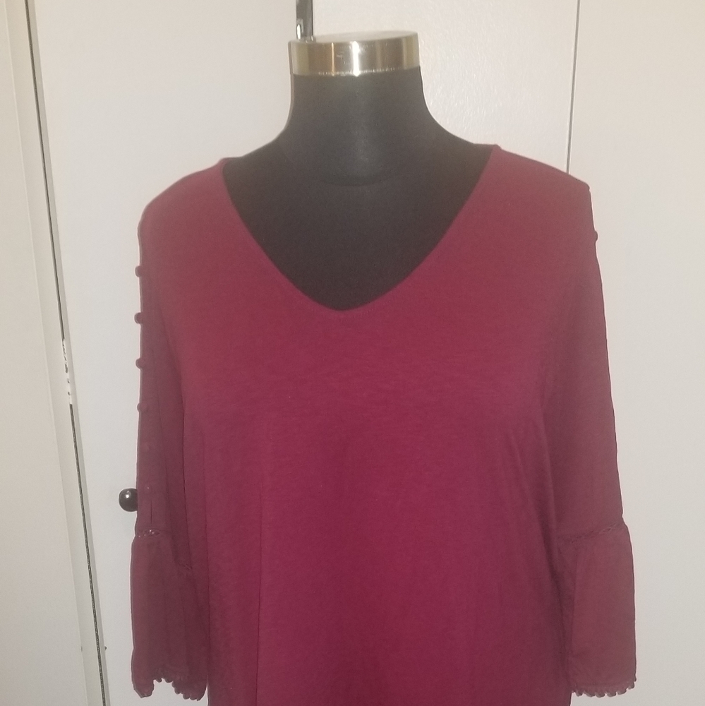 NWOT Split Sleeve Tunic with Crochet Lace